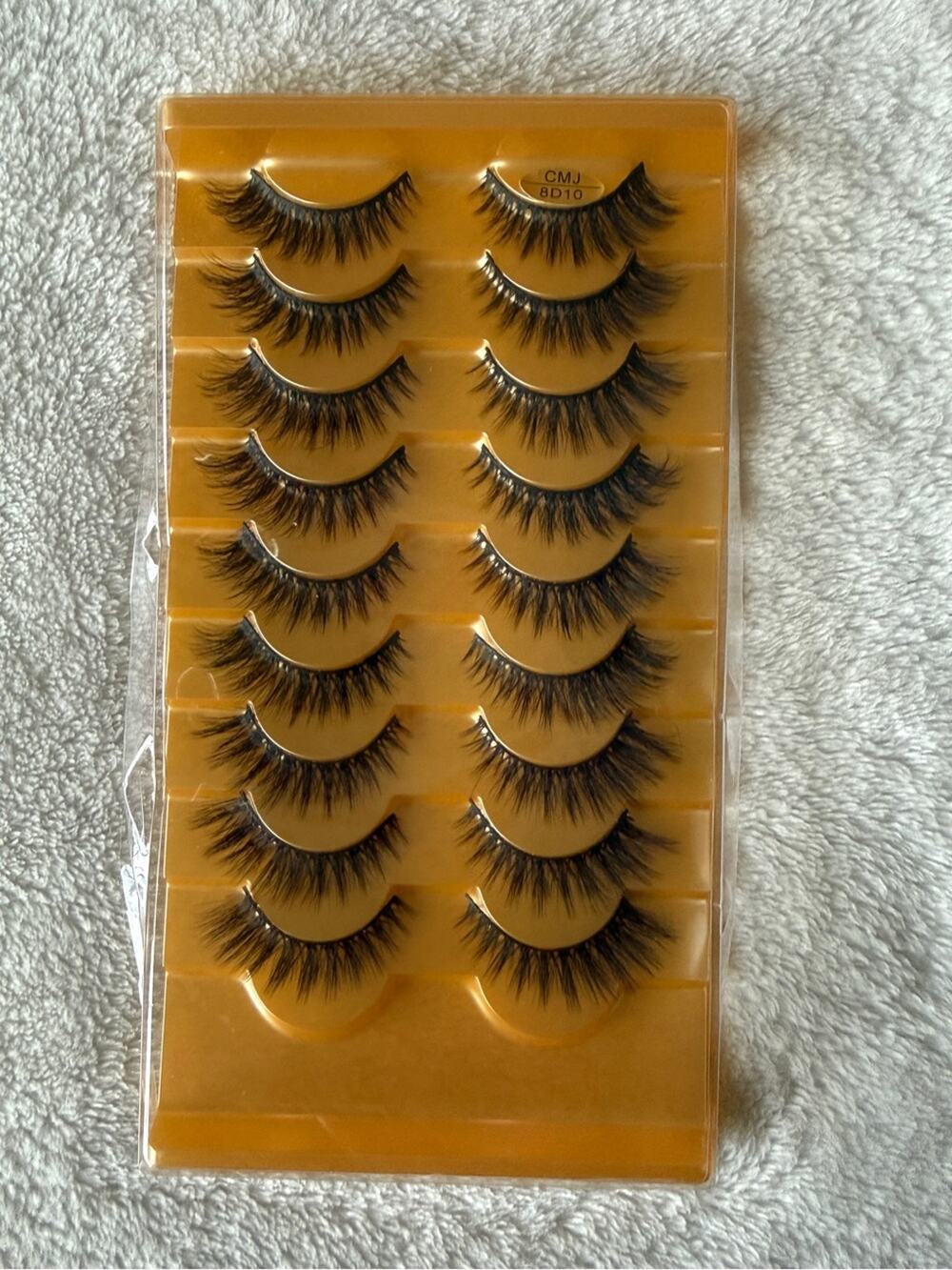 Pack of  9 set of false strip lashes